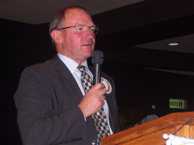click on photo to return to Rotary Club Photo menu